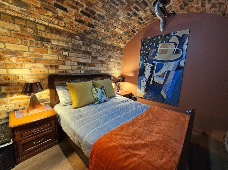 The Armoury: Stylish Ww1 Bunker Villa นอร์ท ควีนส์เฟอร์รี ภายนอก รูปภาพ